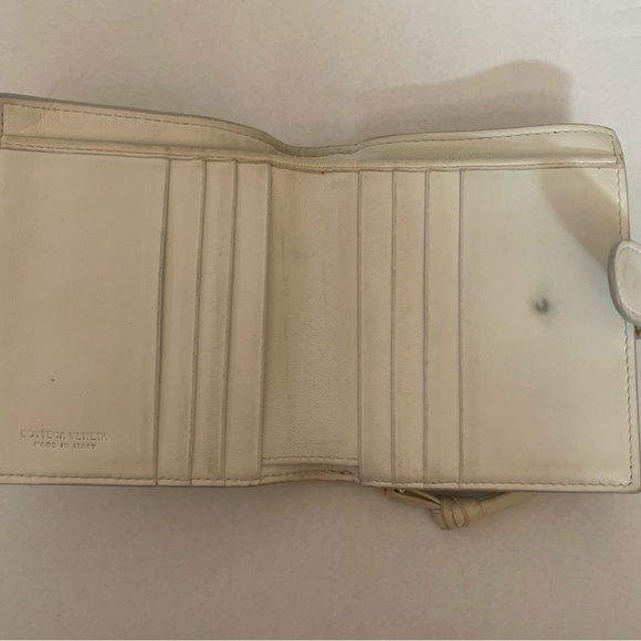 BOTTEGA VENETA WHITE WALLET - Picture 9 of 12